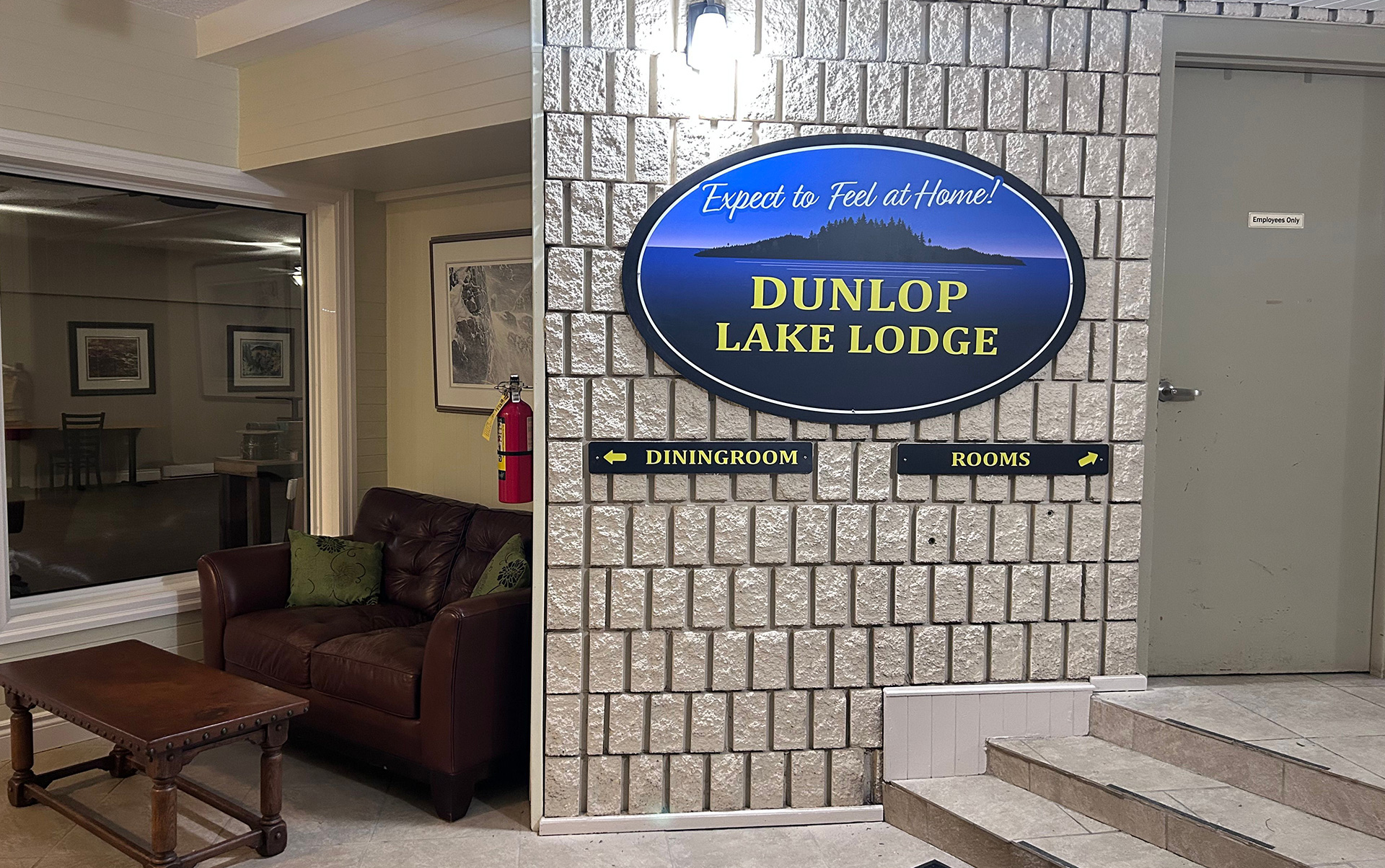 Large Ice Hut Rental — Dunlop Lake Lodge – Dunlop Lake Lodge