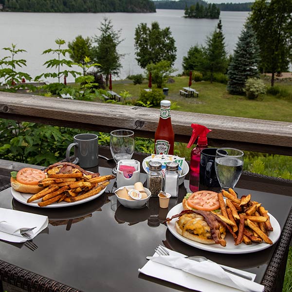 dunlop-lake-lodge-restaurant-food